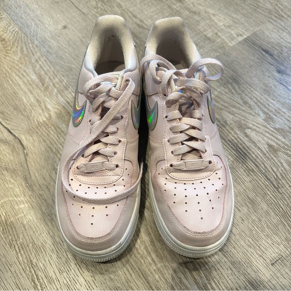 Nike Air Force 1 low pink  iridescent AF1 size 9 - Picture 2 of 10